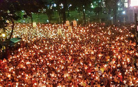what day is the start of the week in the philippines|The Seven.